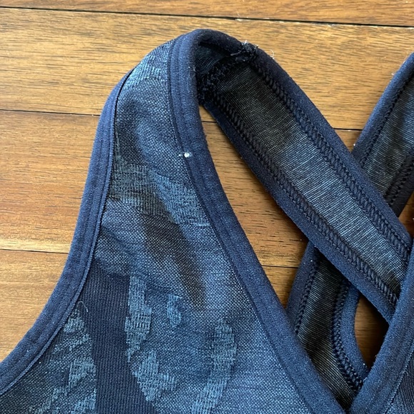 GymShark camo sports bra - Picture 7 of 7